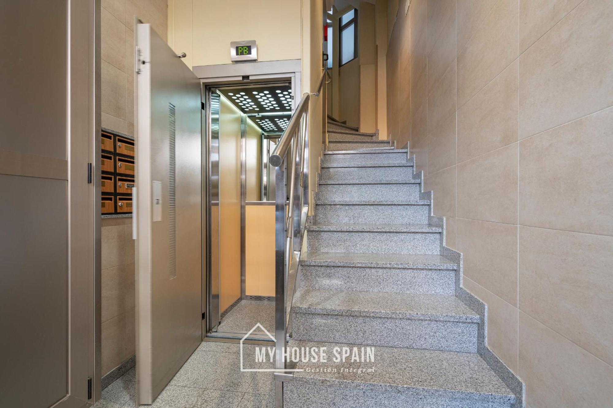 Myhousespain - Unico Piso Cerca De La Playa Gijón Eksteriør billede
